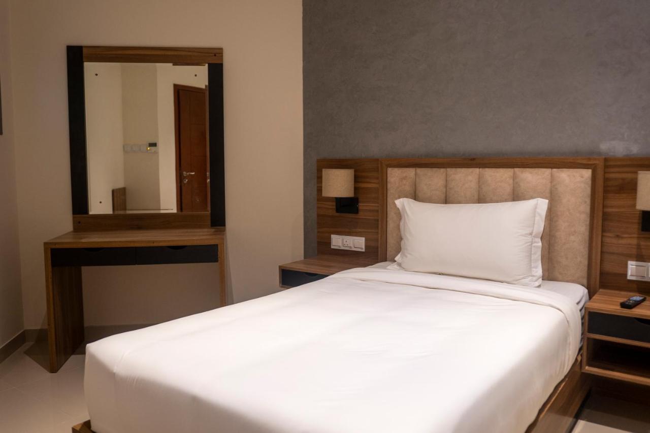 The Plaza Hotel & Resort Salalah Eksteriør billede