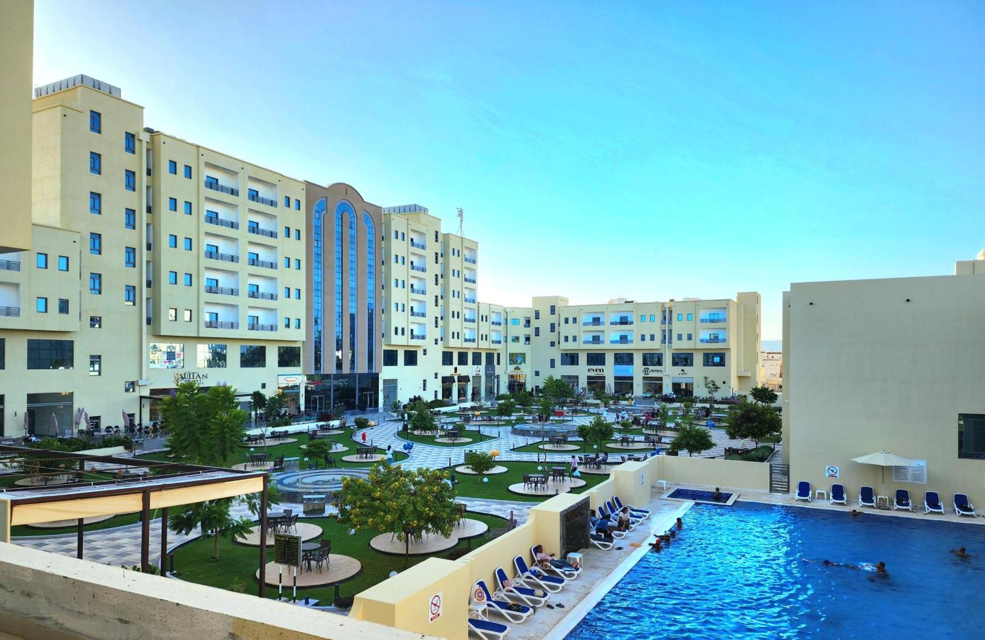 The Plaza Hotel & Resort Salalah Eksteriør billede